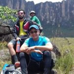 Turistas en la base del Roraima